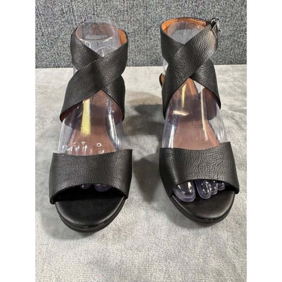 Lucky Brand womens 6.5 black straps wedge heel 2.5" minor scuff look at pictures - Picture 4 of 16